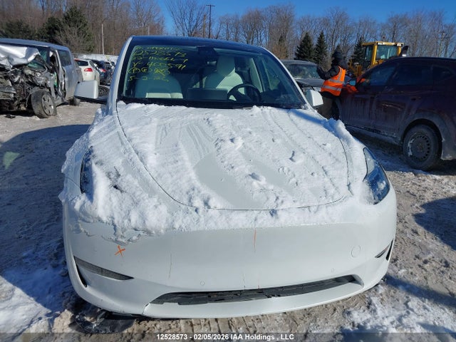 7SAYGAEE3NF400591 Tesla Model Y Long Range