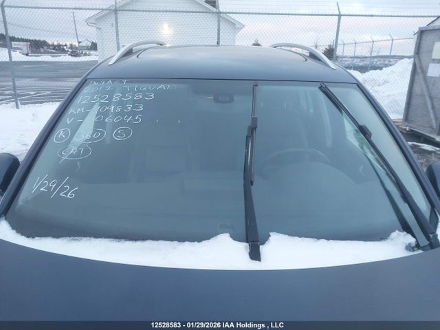 WVGLV7AX8HK006045 Volkswagen Tiguan Highline