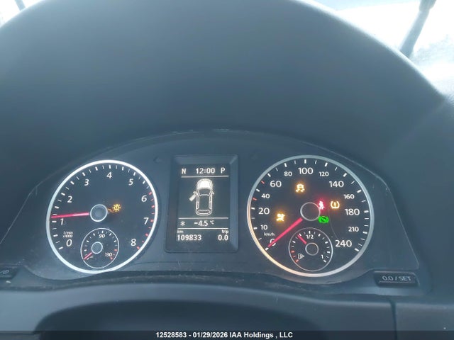 WVGLV7AX8HK006045 Volkswagen Tiguan Highline