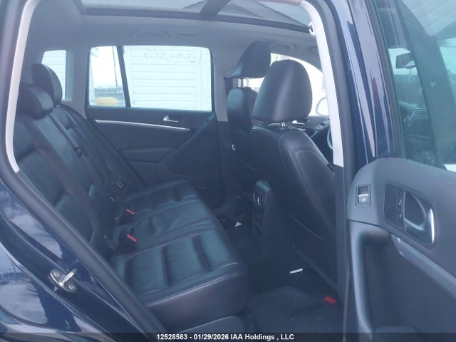 WVGLV7AX8HK006045 Volkswagen Tiguan Highline