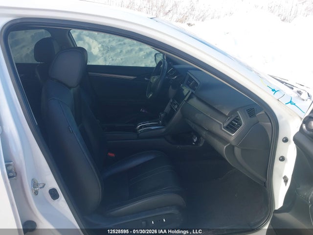 2HGFC1F90JH103964 Honda Civic Touring
