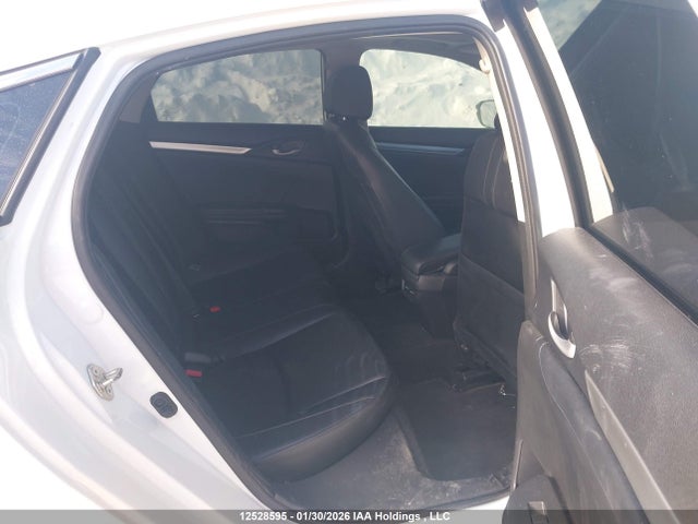 2HGFC1F90JH103964 Honda Civic Touring