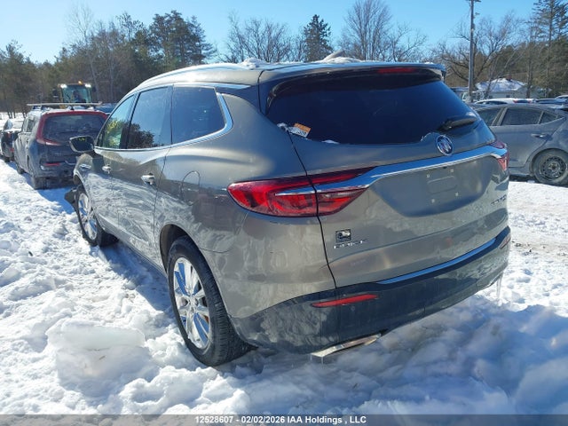 5GAEVBKWXJJ275392 Buick Enclave Premium