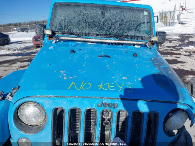 1C4BJWEG4HL575775 Jeep Wrangler Unlimited Sahara
