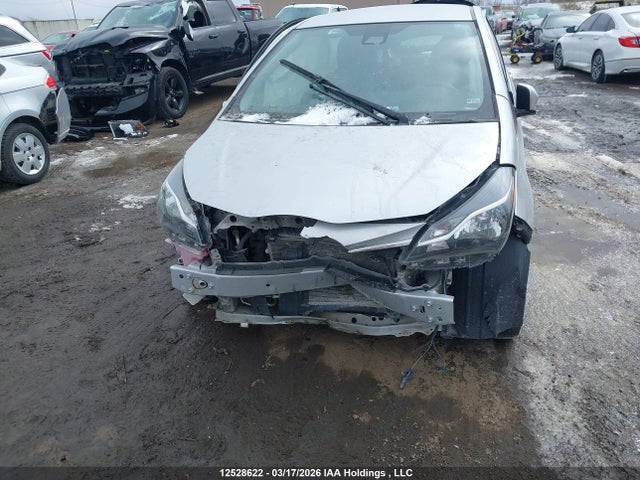 VNKKTUD36KA105660 Toyota Yaris L/le/se