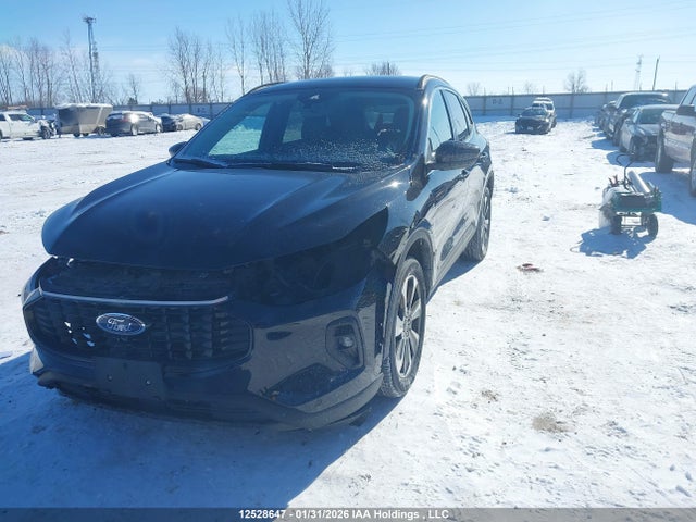 1FMCU9JA2RUA71439 Ford Escape Platinum