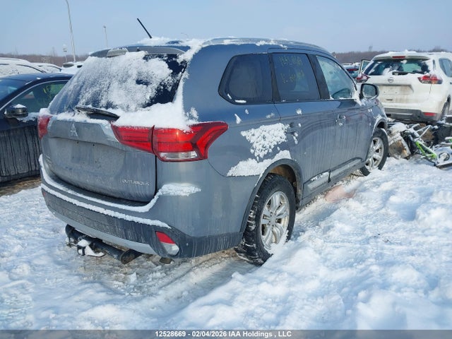JA4JZ3AX4GZ610507 Mitsubishi Outlander Se
