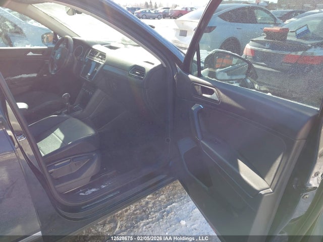 3VV2B7AX9KM096378 Volkswagen Tiguan