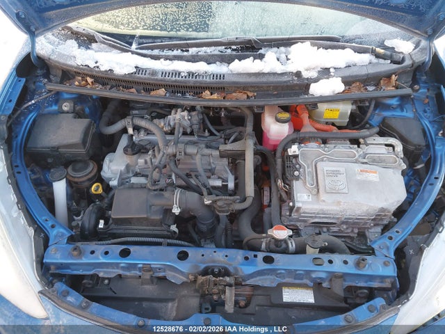 JTDKDTB39G1126643 Toyota Prius C Technology