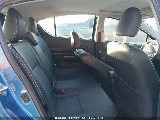 JTDKDTB39G1126643 Toyota Prius C Technology