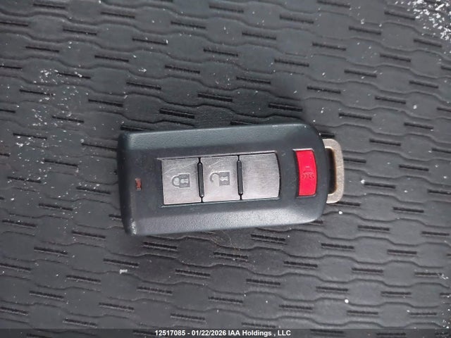 JA4JZ3AX6EZ605614 Mitsubishi Outlander Se