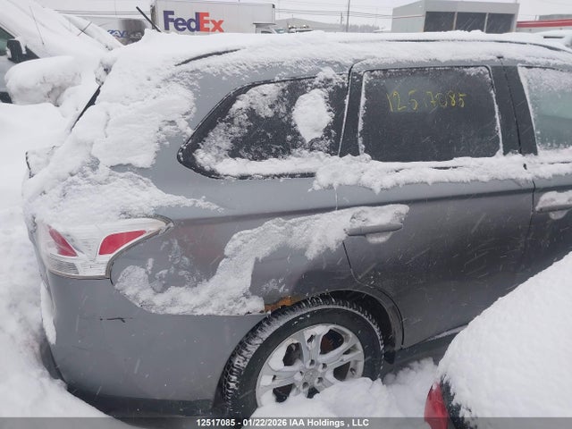 JA4JZ3AX6EZ605614 Mitsubishi Outlander Se