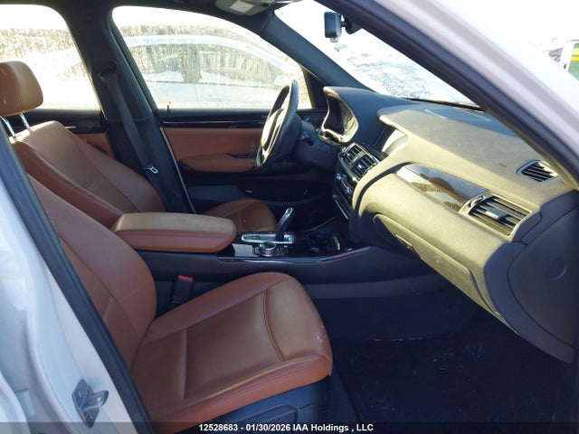 5UXWX9C55F0D44404 BMW X3 Xdrive28i