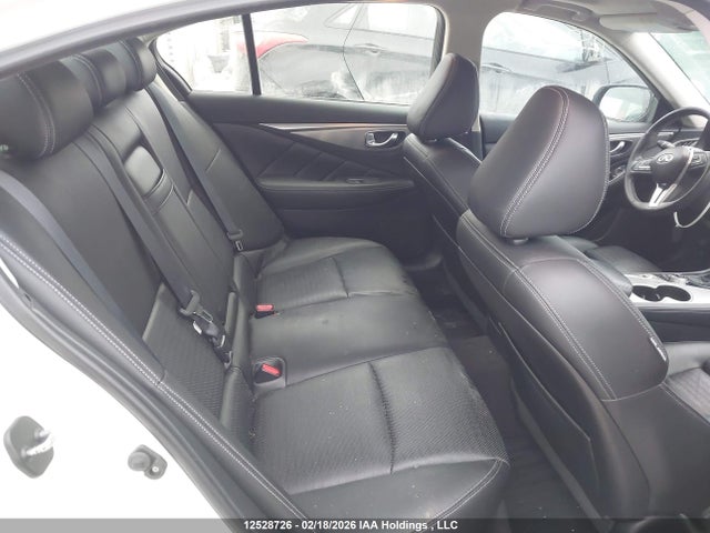 JN1EV7AR8JM611937 Infiniti Q50 Luxe/sport