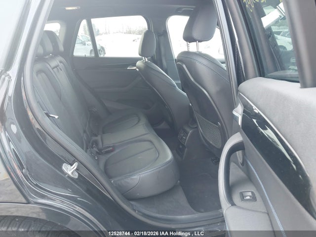 WBXHT3C38J5K23895 BMW X1 Xdrive28i