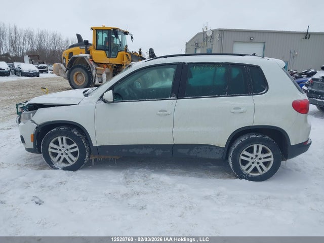WVGJV7AX6FW518920 Volkswagen Tiguan