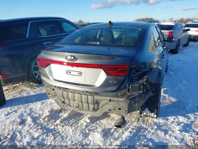 12528764 :رقم المزاد ، 3KPF54AD5ME336244 vin ، 2021 Kia Forte Ex مزاد بيع