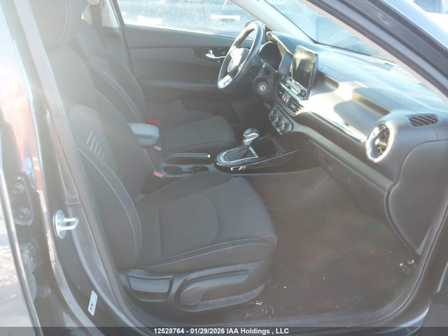 12528764 :رقم المزاد ، 3KPF54AD5ME336244 vin ، 2021 Kia Forte Ex مزاد بيع