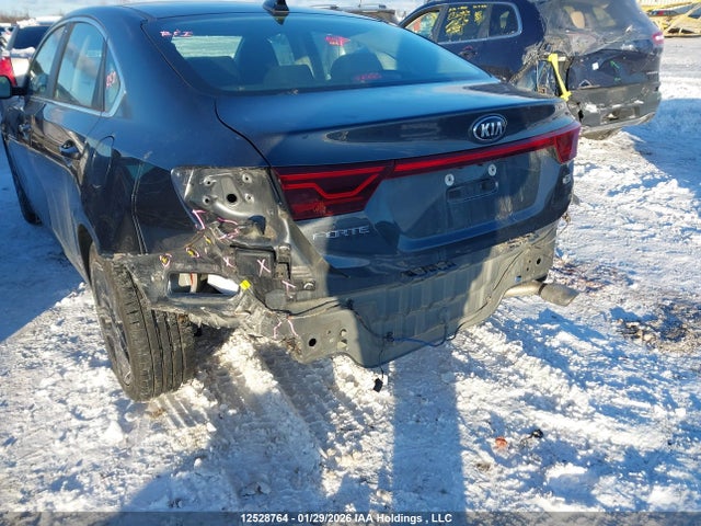12528764 :رقم المزاد ، 3KPF54AD5ME336244 vin ، 2021 Kia Forte Ex مزاد بيع