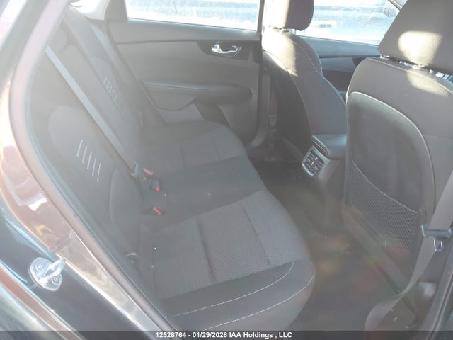 12528764 :رقم المزاد ، 3KPF54AD5ME336244 vin ، 2021 Kia Forte Ex مزاد بيع