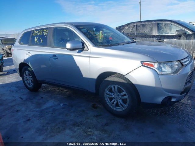 Mitsubishi Outlander Es 2014 JA4AZ2A32EZ605357 Image 13