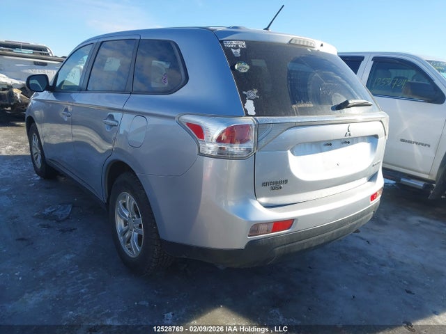 Mitsubishi Outlander Es 2014 JA4AZ2A32EZ605357 Image 3