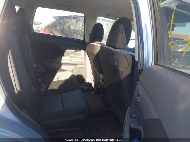 Mitsubishi Outlander Es 2014 JA4AZ2A32EZ605357 Image 8