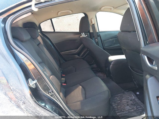 3MZBM1V72GM294272 Mazda 3 TOURING