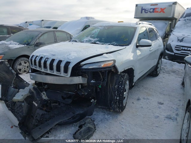1C4PJMCB1GW111051 Jeep Cherokee