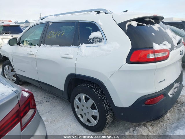 1C4PJMCB1GW111051 Jeep Cherokee