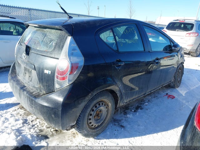JTDKDTB32E1566409 Toyota Prius