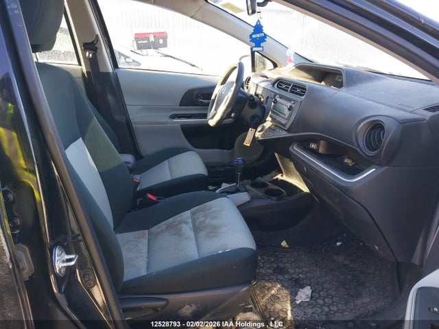 JTDKDTB32E1566409 Toyota Prius