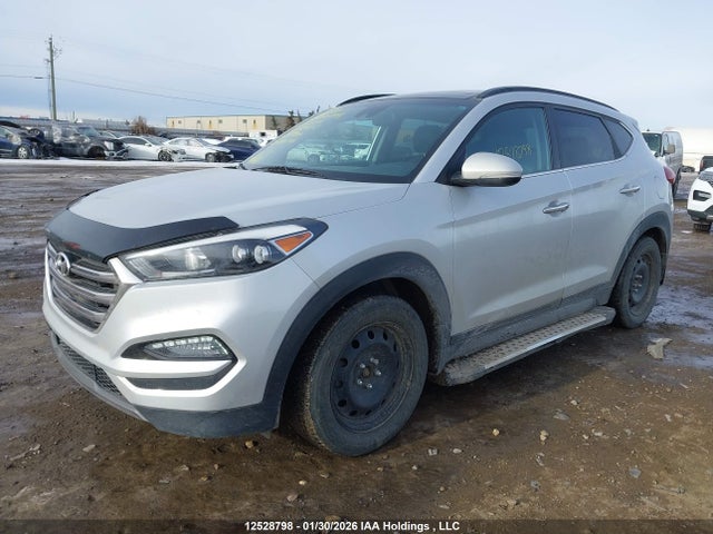 12528798 :رقم المزاد ، KM8J3CA21GU063605 vin ، 2016 Hyundai Tucson Limited/sport And Eco/se مزاد بيع