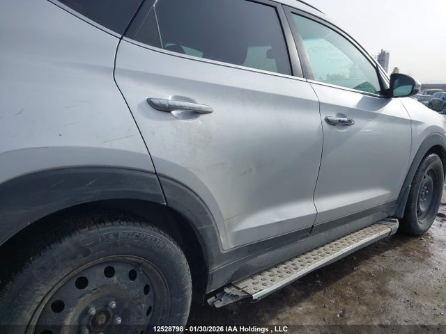12528798 :رقم المزاد ، KM8J3CA21GU063605 vin ، 2016 Hyundai Tucson Limited/sport And Eco/se مزاد بيع