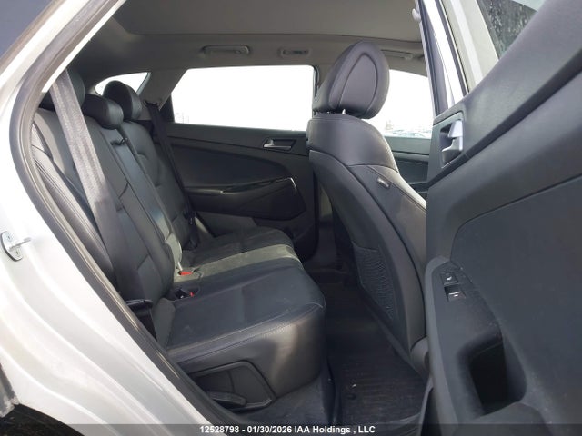 12528798 :رقم المزاد ، KM8J3CA21GU063605 vin ، 2016 Hyundai Tucson Limited/sport And Eco/se مزاد بيع