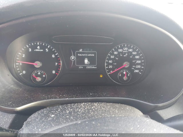 5XYPGDA15HG212763 KIA Sorento 2.0l Lx Turbo