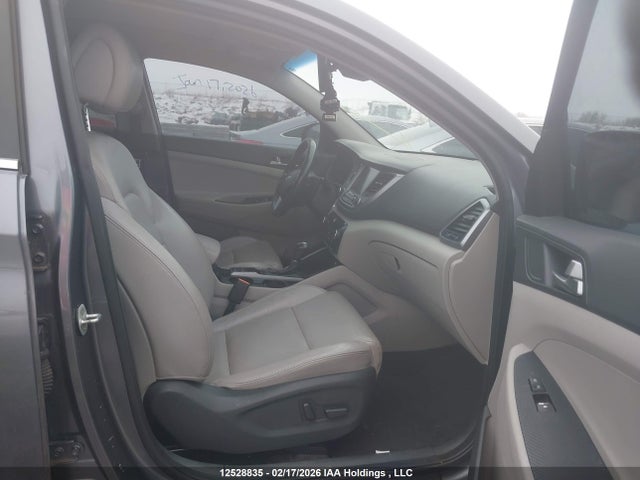 Продаж на аукціоні авто 2016 Hyundai Tucson Limited/sport And Eco/se, vin: KM8J3CA26GU038439, номер лоту: 12528835