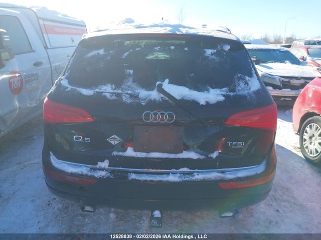WA1CFCFP3FA025814 Audi Q5 2.0t Komfort