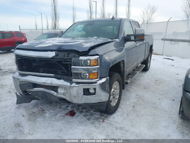 1GC4K0E81FF590208 Chevrolet Silverado 3500hd Ltz