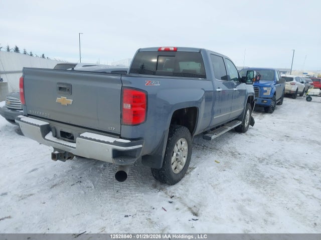 1GC4K0E81FF590208 Chevrolet Silverado 3500hd Ltz