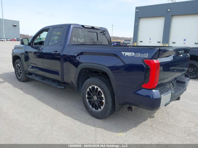 12528855 :رقم المزاد ، 5TFLA5DA1NX007774 vin ، 2022 Toyota Tundra Sr مزاد بيع