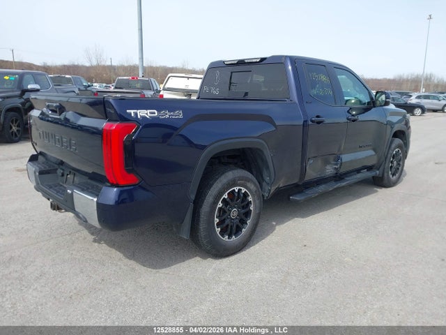 12528855 :رقم المزاد ، 5TFLA5DA1NX007774 vin ، 2022 Toyota Tundra Sr مزاد بيع