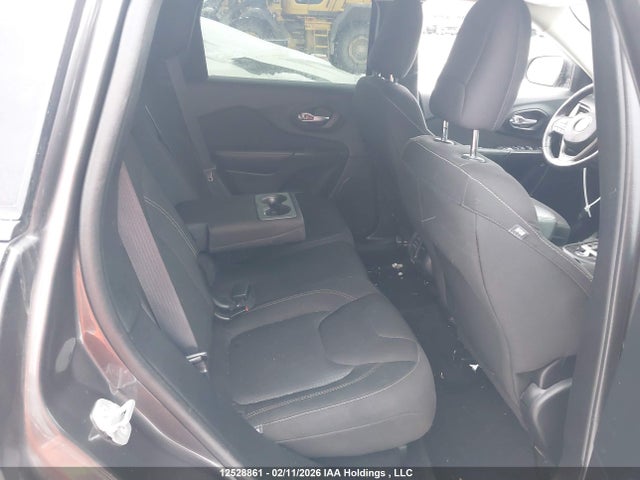 1C4PJMCS7GW173666 Jeep Cherokee North