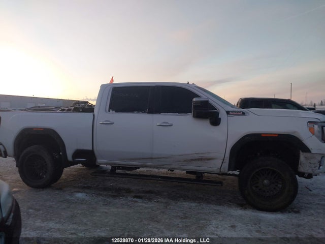 1GT49WEY6NF144777 GMC Sierra K3500 Denali