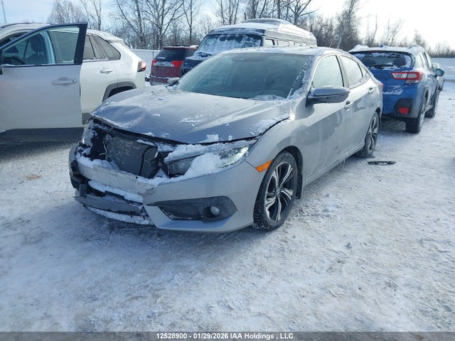 2HGFC1F98JH100844 Honda Civic Touring