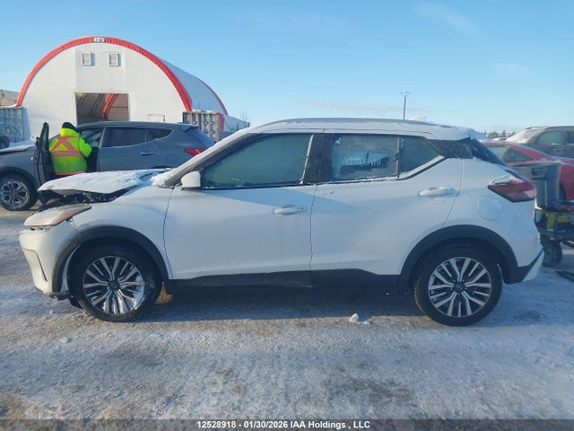 3N1CP5CV6NL509035 Nissan KICKS SV
