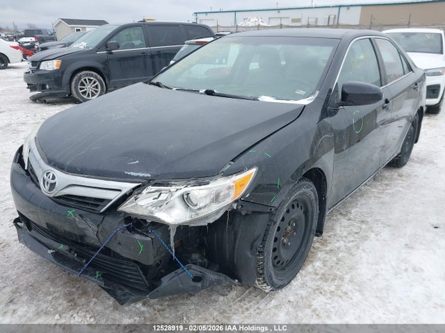 12528919 :رقم المزاد ، 4T1BF1FK7EU399166 vin ، 2014 Toyota Camry L/se/le/xle مزاد بيع