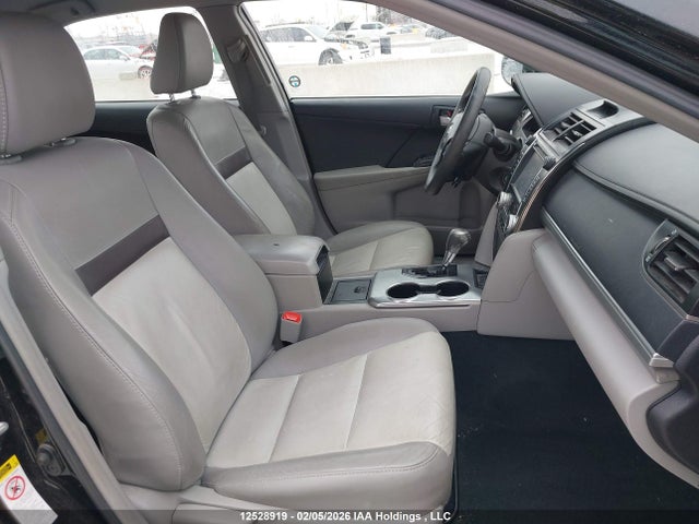 12528919 :رقم المزاد ، 4T1BF1FK7EU399166 vin ، 2014 Toyota Camry L/se/le/xle مزاد بيع