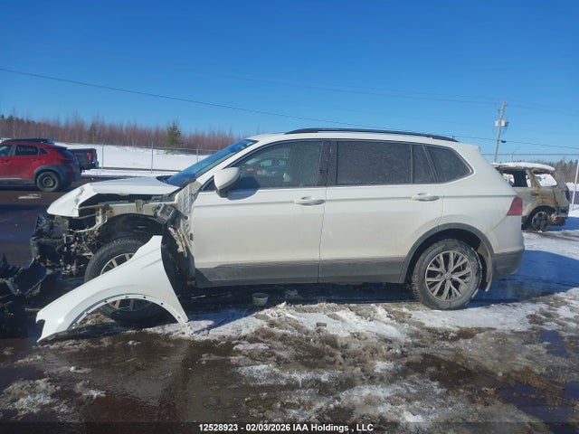 3VV2B7AX3JM116087 Volkswagen Tiguan Comfortline