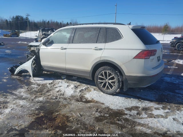 3VV2B7AX3JM116087 Volkswagen Tiguan Comfortline